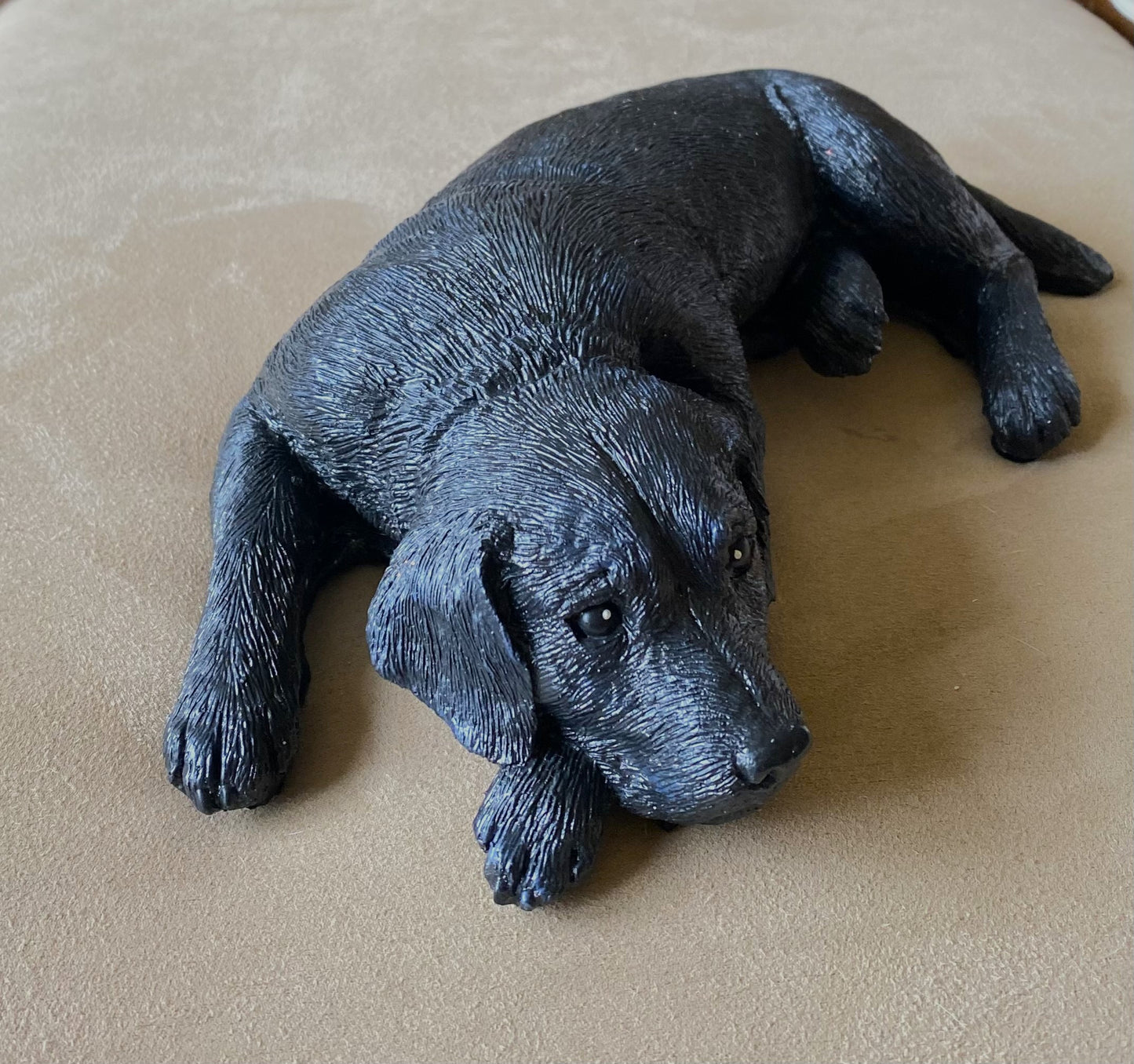 Labrador Dog Concrete Garden Statue, Lab Dog Indoor/Outdoor Statue