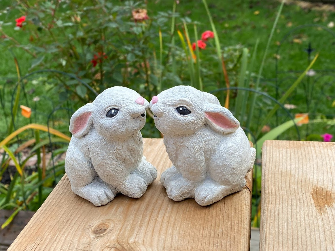 Bunny Statue Ornament, Rabbit Statue, Happy Bunny Garden Statue, Hare Statue, Indoor/Outdoor Statue