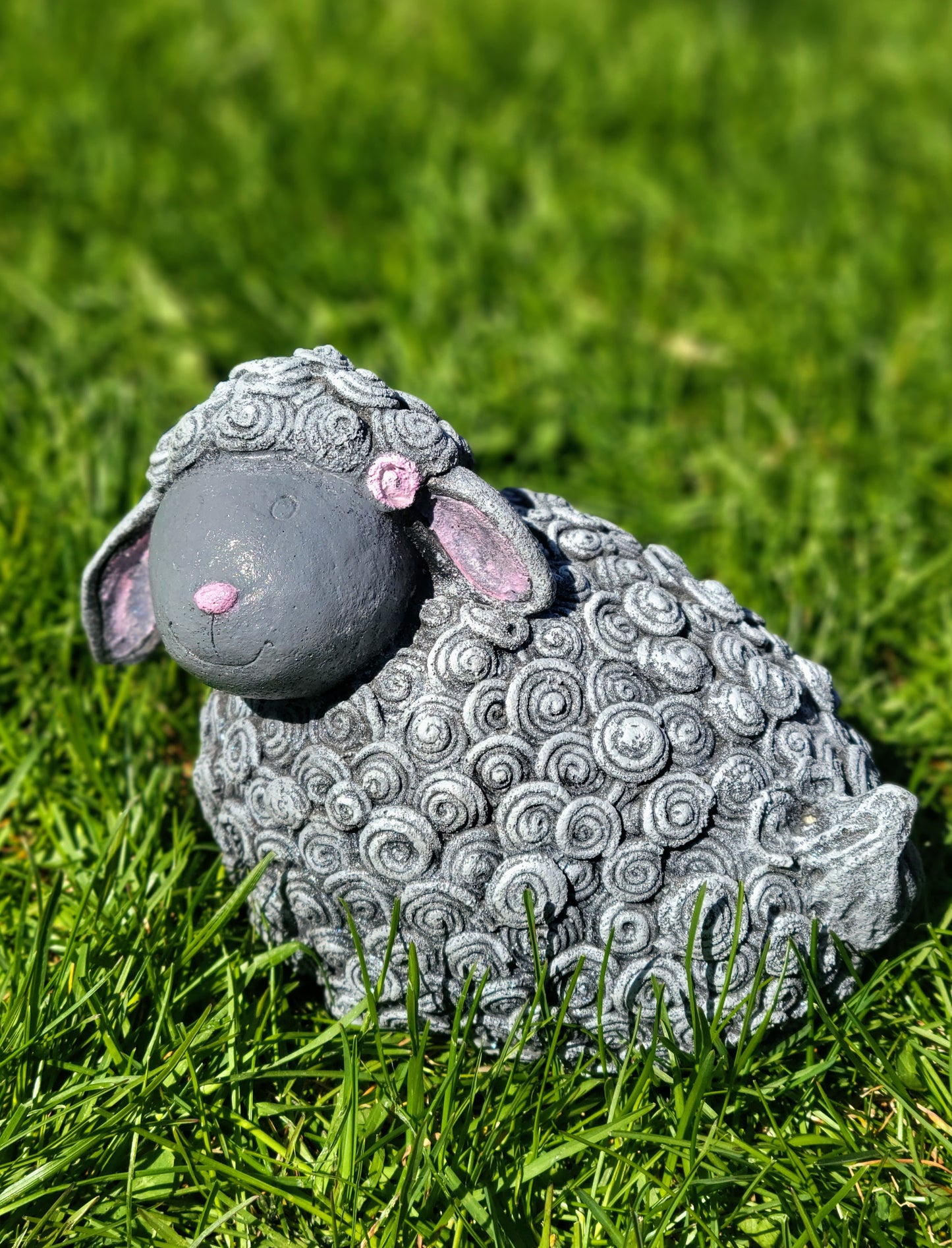 Sheep/Lamb Statue, Sheep/Lamb Ornament, Concrete Lamb/Sheep Indoor/Outdoor Statue