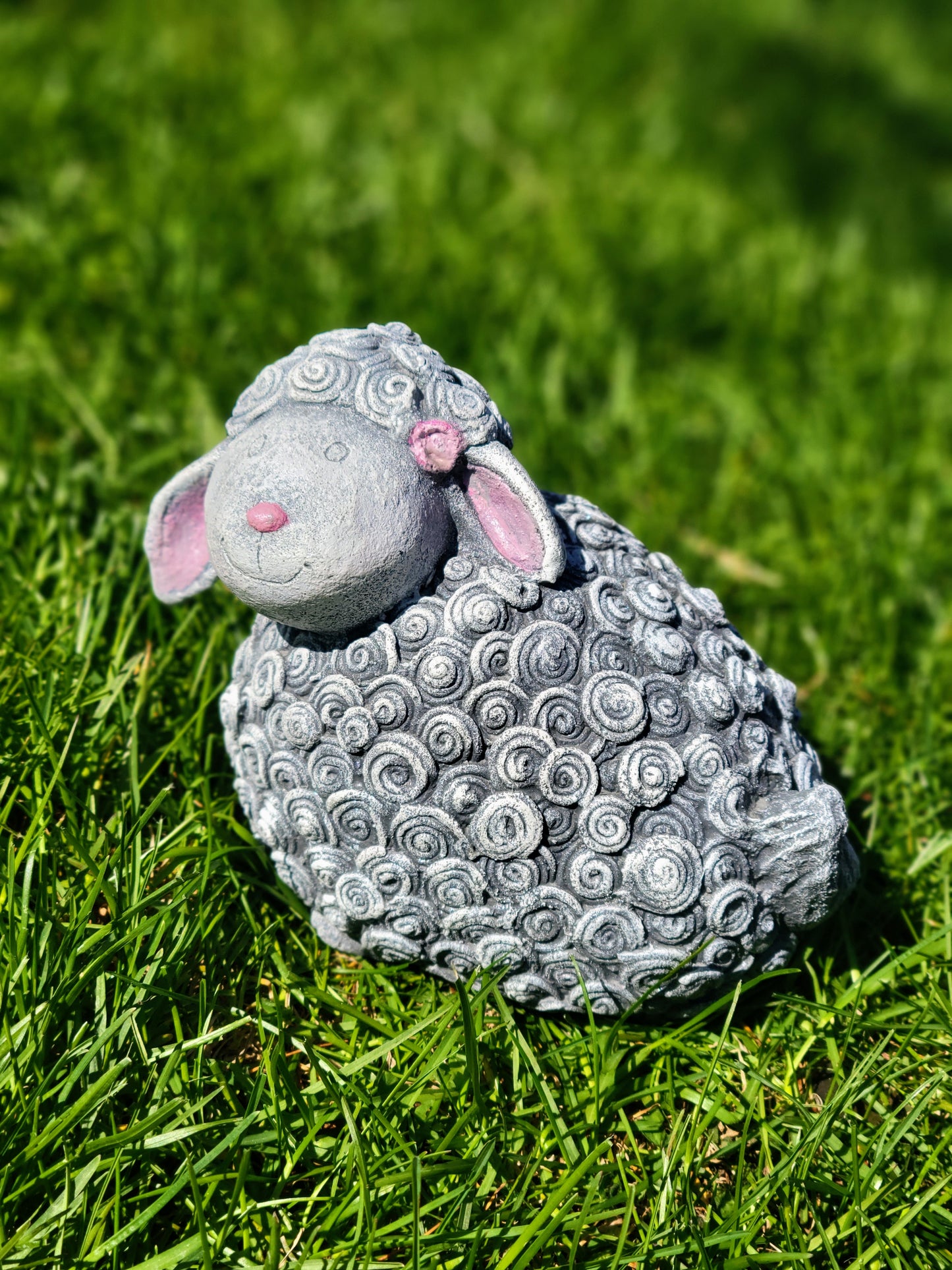 Sheep/Lamb Statue, Sheep/Lamb Ornament, Concrete Lamb/Sheep Indoor/Outdoor Statue