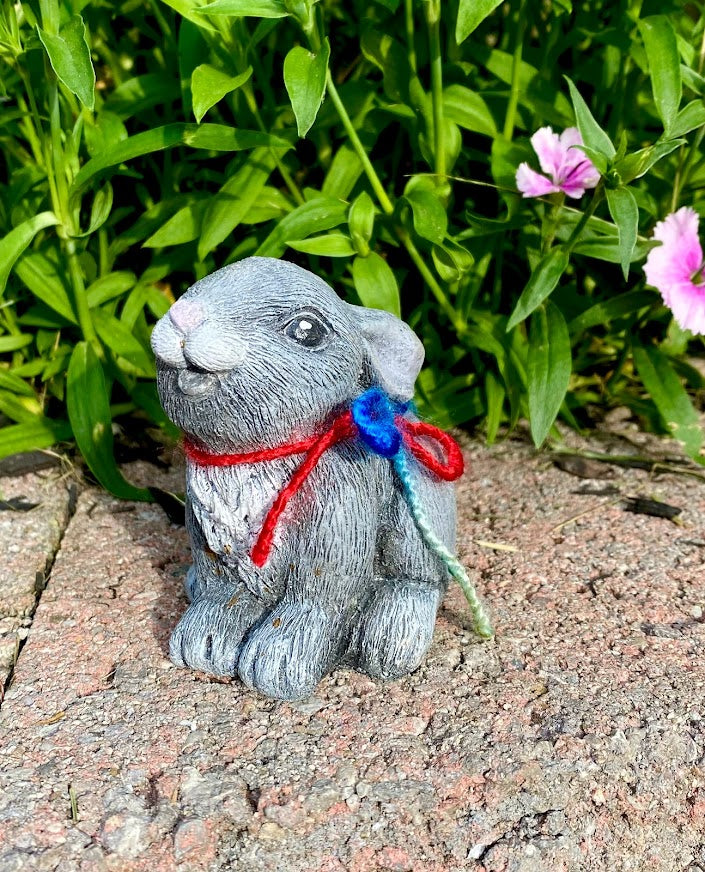 Bunny Statue Ornament, Rabbit Statue, Happy Bunny Garden Statue, Hare Statue, Indoor/Outdoor Statue