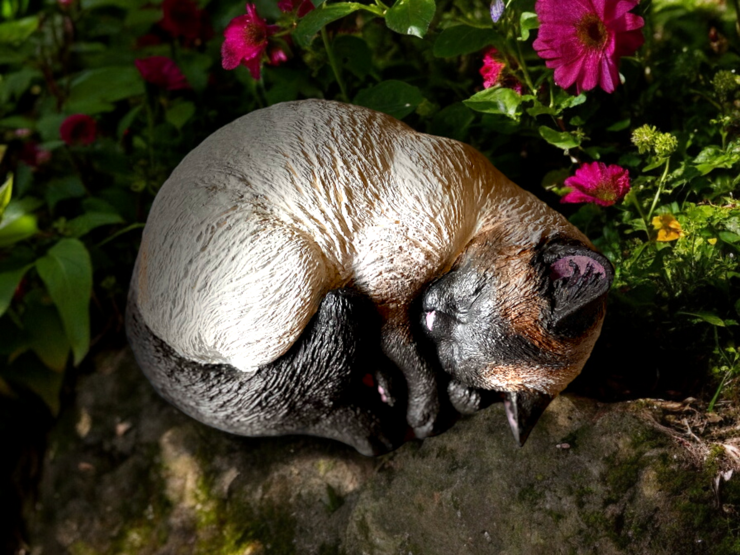 Cat Statue, Cat Ornament, Short Haired Cat Statue, Indoor/Outdoor