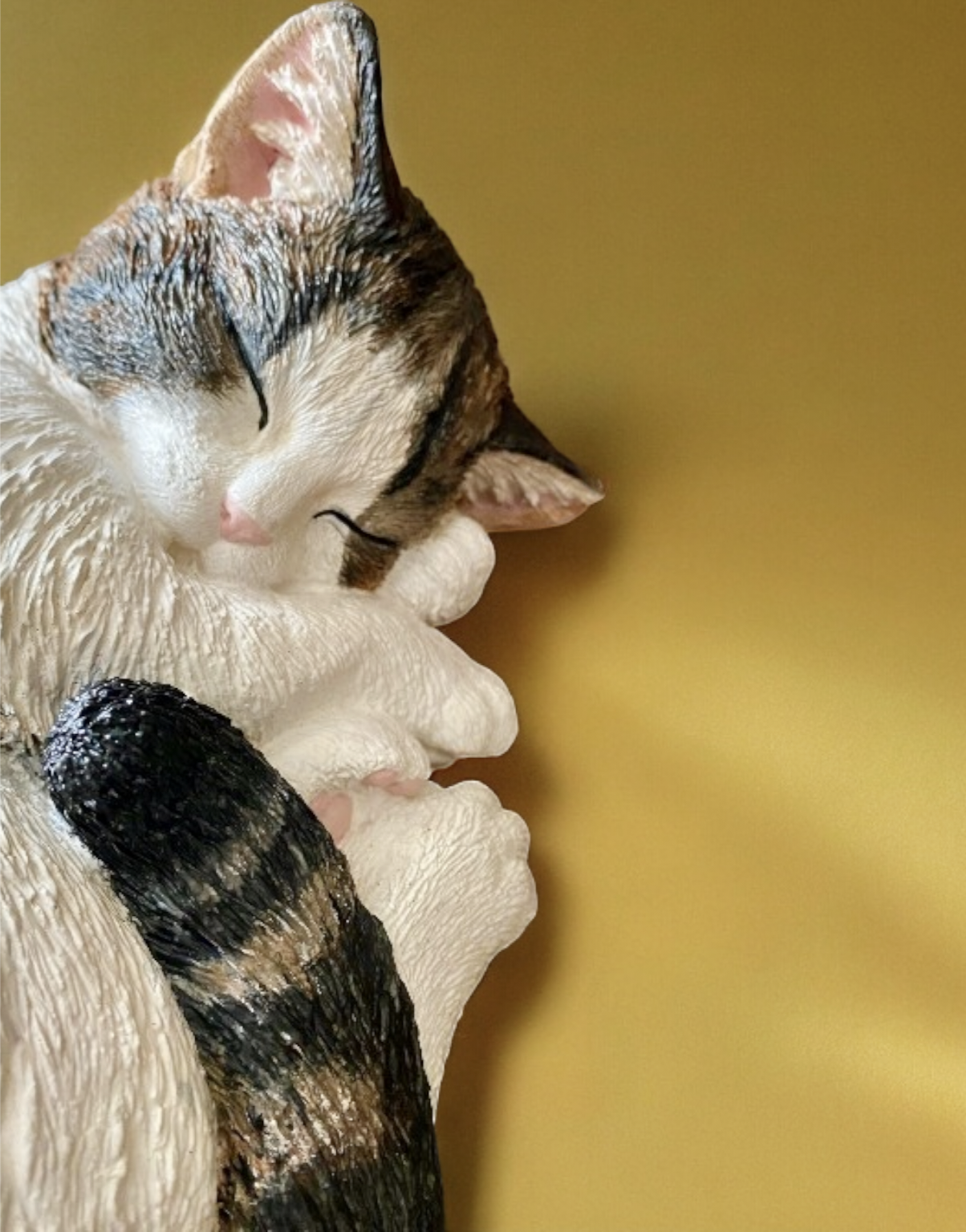 Cat Statue, Cat Ornament, Short Haired Cat Statue, Indoor/Outdoor