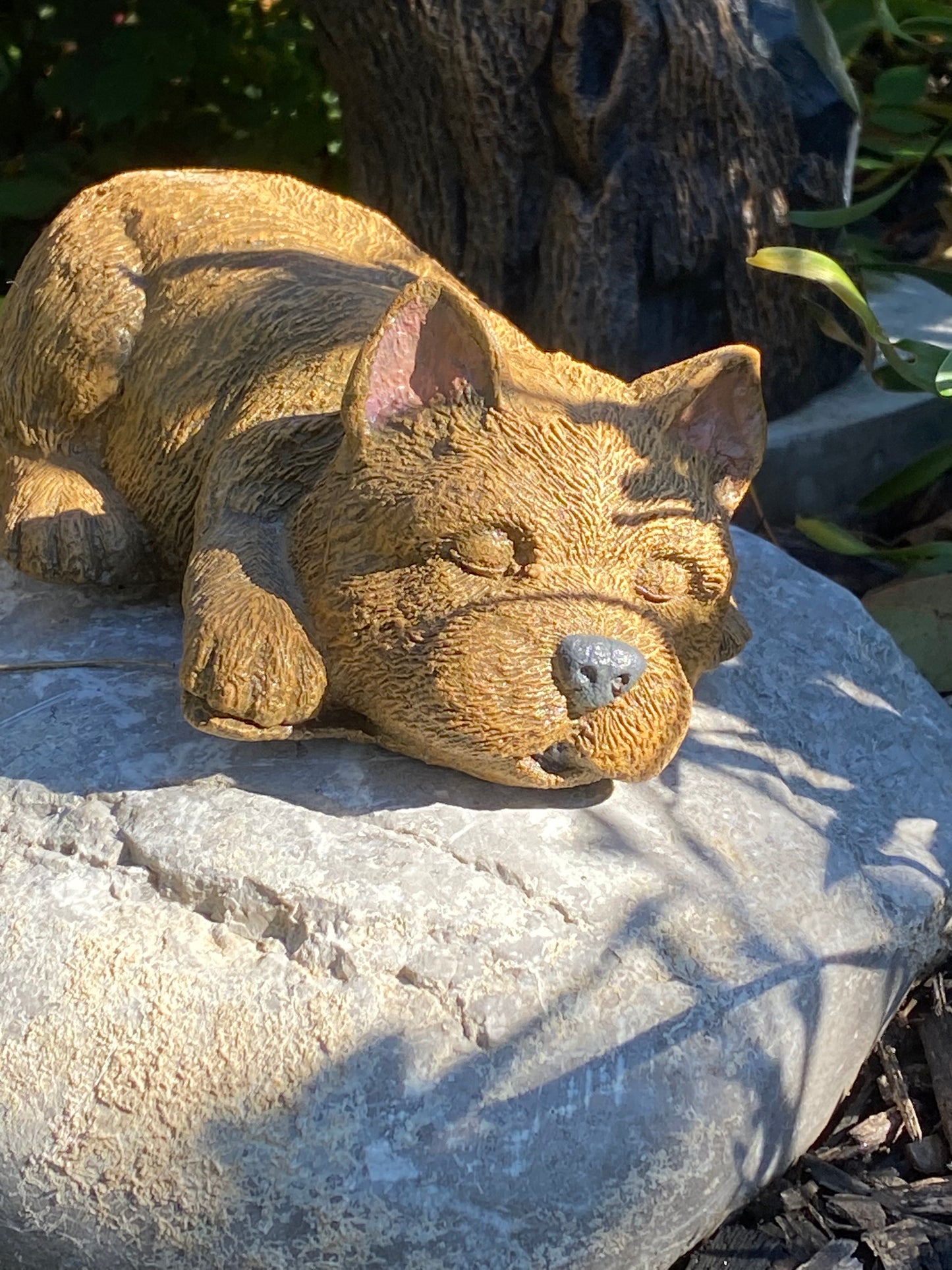 Dog Sleeping Concrete Statue, Sleepy Dog Statue, Dog Statue, Dog Ornament Indoor/Outdoor Concrete Statue