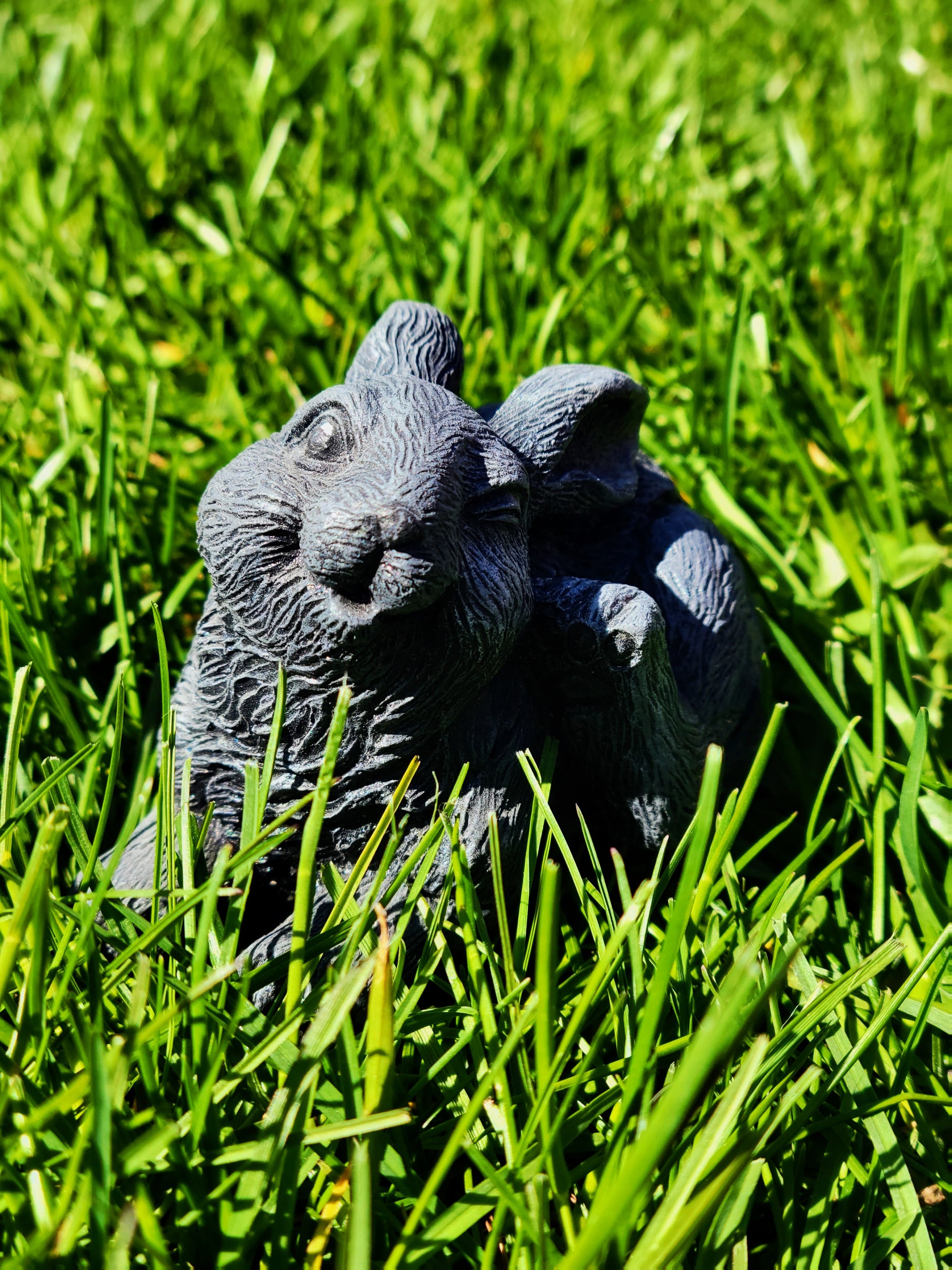 Dark Grey Scratching Bunny Rabbit Garden Statue